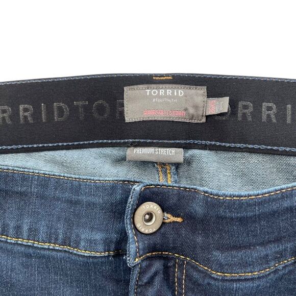Torrid Jeans 26 Bombshell Skinny Premium Stretch High Rise Capri Inseam 23" - Picture 6 of 12